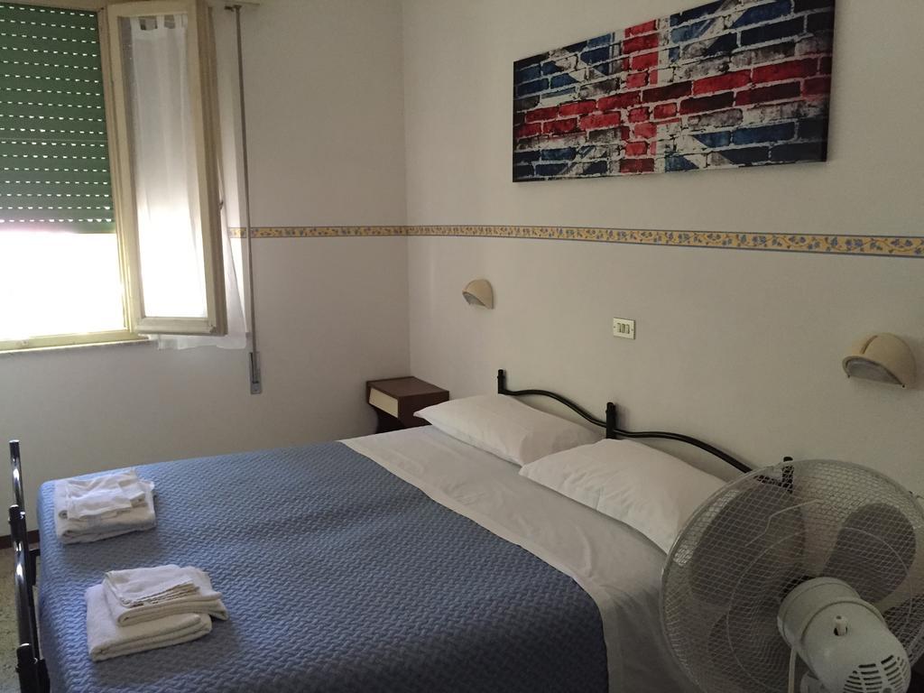 Hotel Zaghini Римини Стая снимка