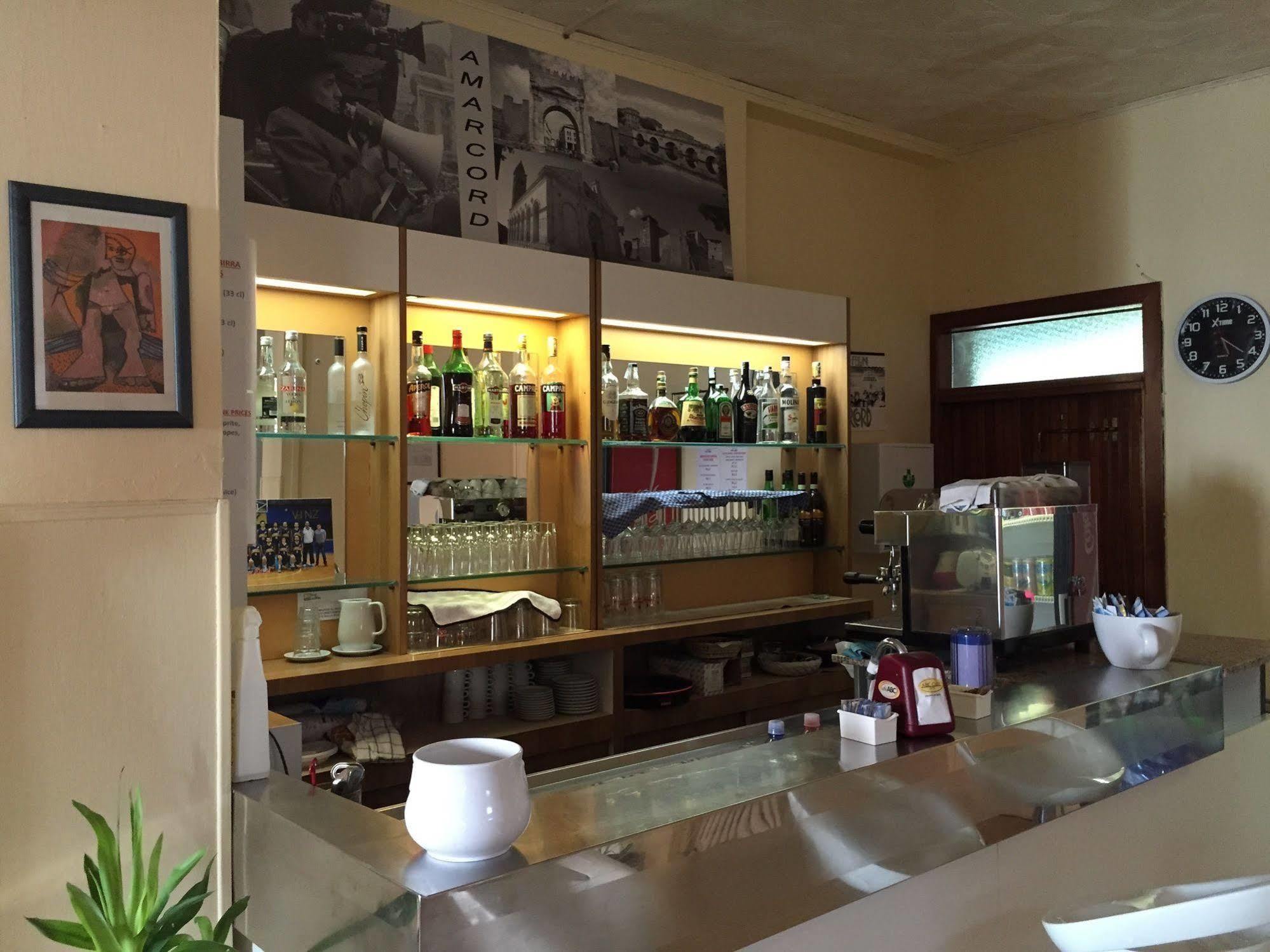 Hotel Zaghini Римини Екстериор снимка